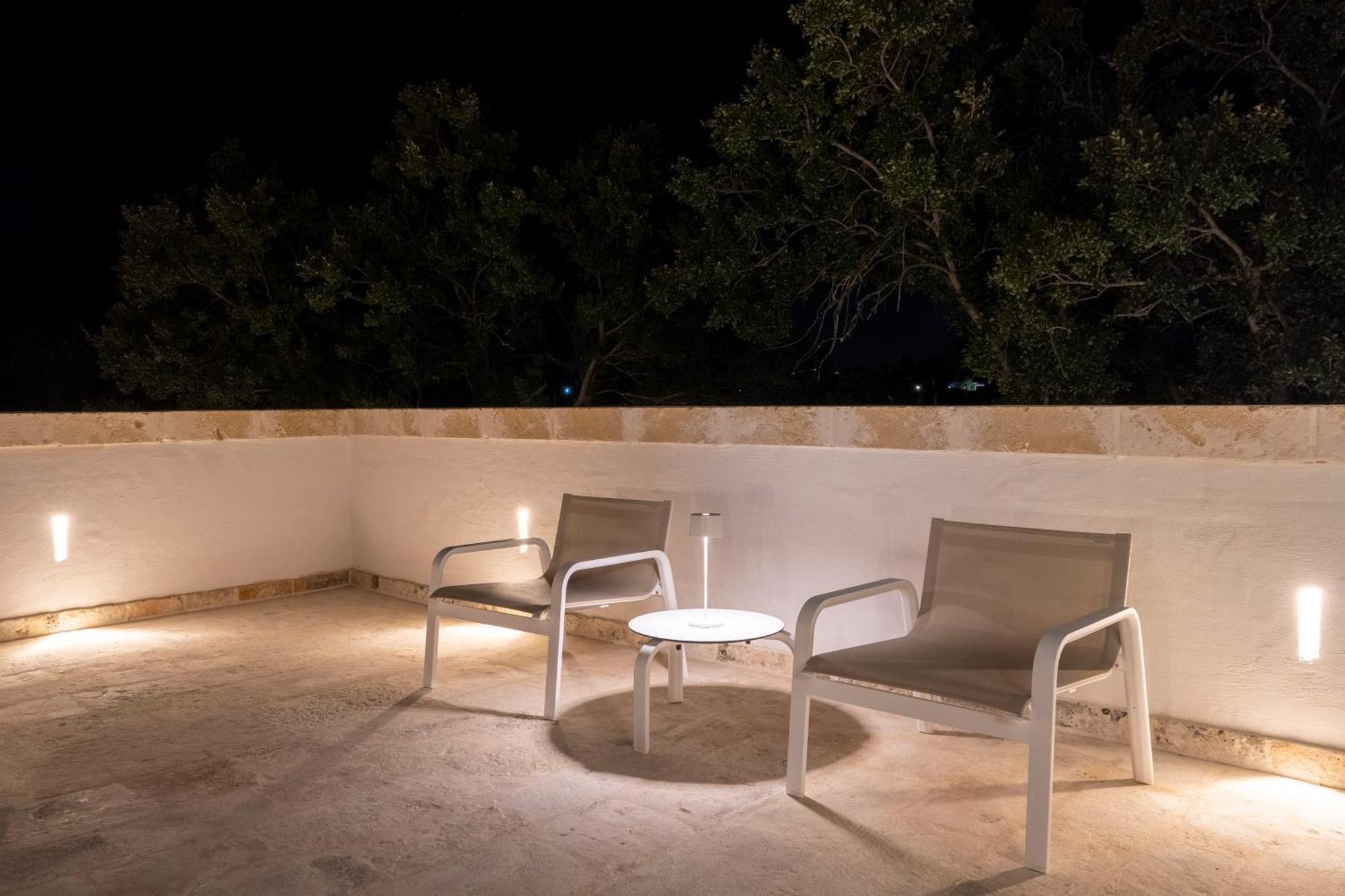 Truloco Nuzzi - Luxury Domus Villa Locorotondo Eksteriør billede