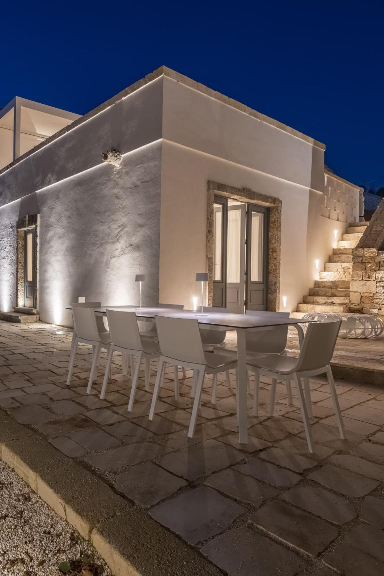Truloco Nuzzi - Luxury Domus Villa Locorotondo Eksteriør billede